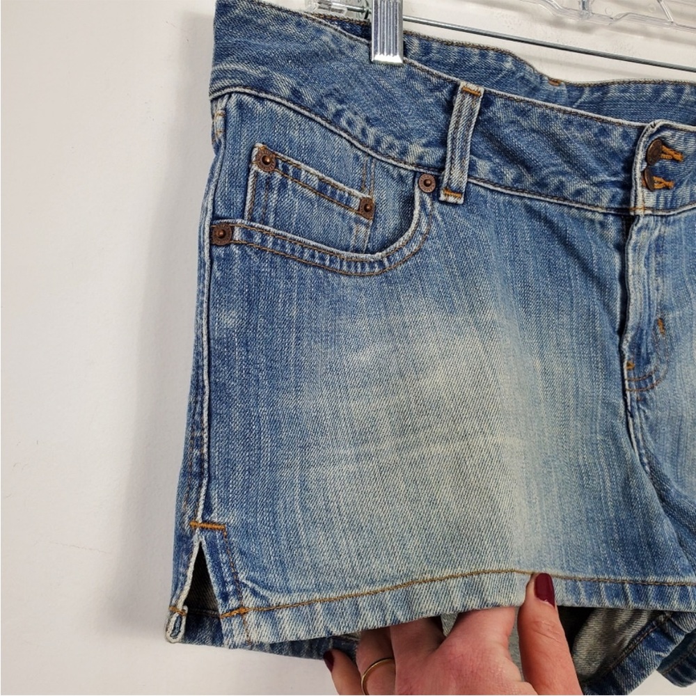 Abercrombie & Fitch Light Wash Jean Shorts Womens Size 8 90s Y2K Mid Rise Light